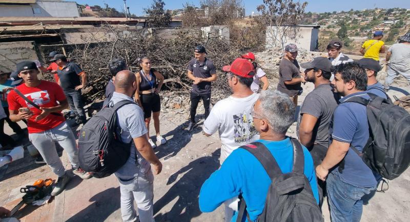 Plantel de Everton ayuda a damnificados en Viña del Mar - Crédito: @evertonsadp