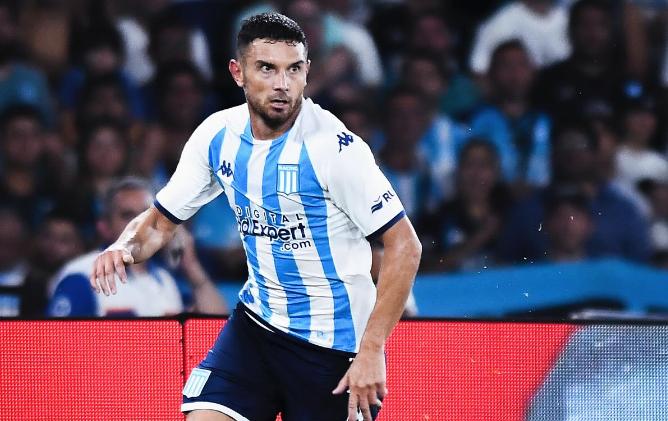 Adrián Martínez estuvo en carpeta de U de Chile para 2024 - Crédito: @adrian.martinez52