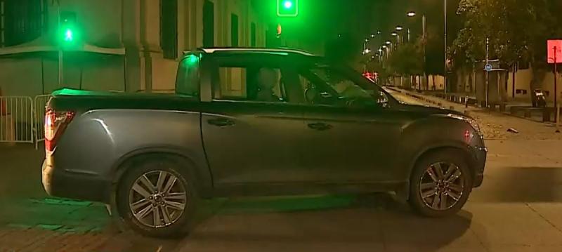 Operativo de Carabineros en cercanías de La Moneda