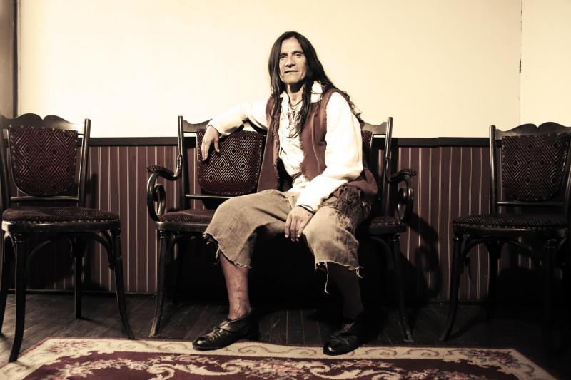 Canal 13 - Gabriel 'Coca' Mendoza