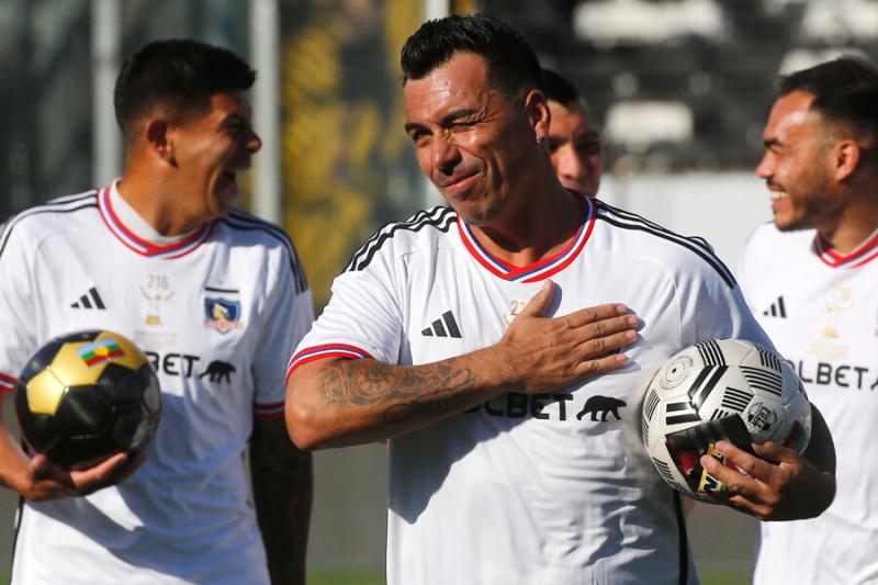 Esteban Paredes será gerente deportivo de Santiago Morning en la Primera B 2024 - Crédito: Photosport.