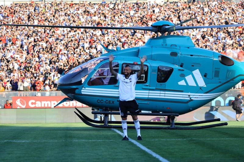 Arturo Vidal regresó a Colo Colo - Crédito: Photosport.