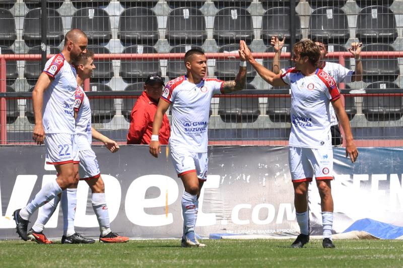 Unión La Calera pudo tener su debut recién en la segunda fecha del torneo - Créditos: Photosport