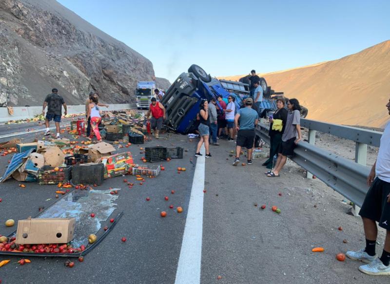 X @radiopaulina - Uno de los sobrevivientes del accidente se encuentra en riesgo vital