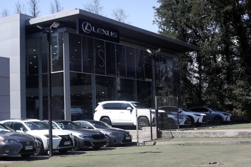 ATON - Corte Suprema busca adquirir autos Lexus