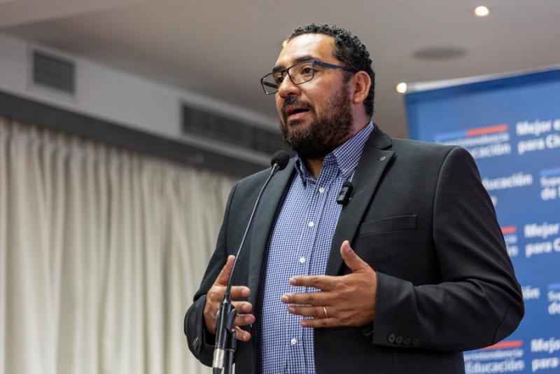 Agencia Uno - Ministro Cataldo y condonación del CAE