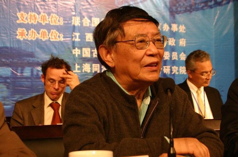 Li Zehou, su cerebro está congelado