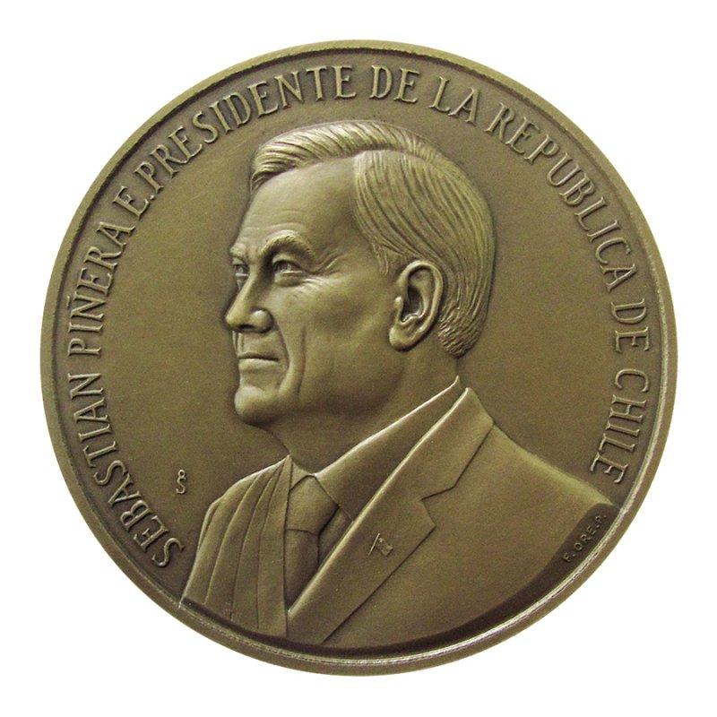 Casa de Moneda - Medalla de bronce con el rostro de Sebastián Piñera