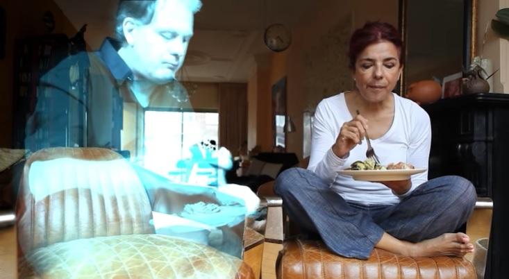 Alicia Framis y su holograma