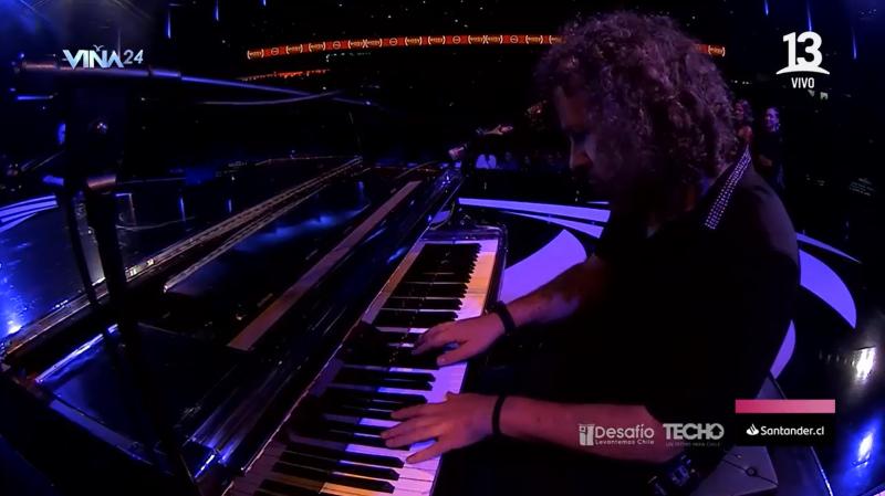 Canal 13 - Pianista de Alejandro Sanz