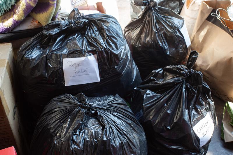 Agencia Uno - Ayuda a afectados por incendios en Valparaíso