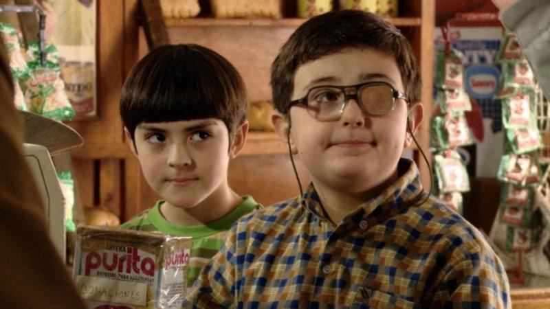 Canal 13 - "Brunito" en la serie "Los 80"