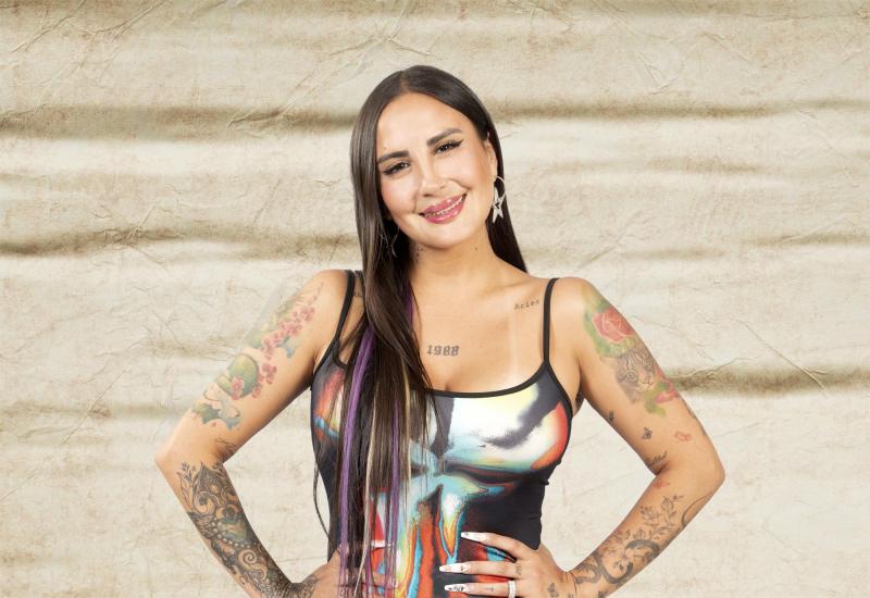 Canal 13 - "Blue Mary" ingresa a “¿Ganar o Servir?”