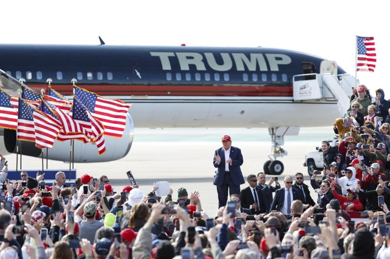 AFP - Trump califica presidenciales de 2024 como la "fecha más importante" en la historia de EEUU