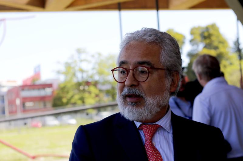 Agencia Uno - Abogado Luis Hermosilla