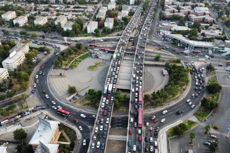 Agencia Uno - Profesor criticó tránsito en rotonda