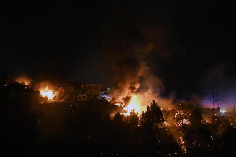 Agencia Uno - Incendios en Valparaíso