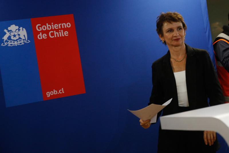 Habría entre 15 y 40 viviendas afectadas: Ministra Tohá entregó informe sobre incendios en Valparaíso