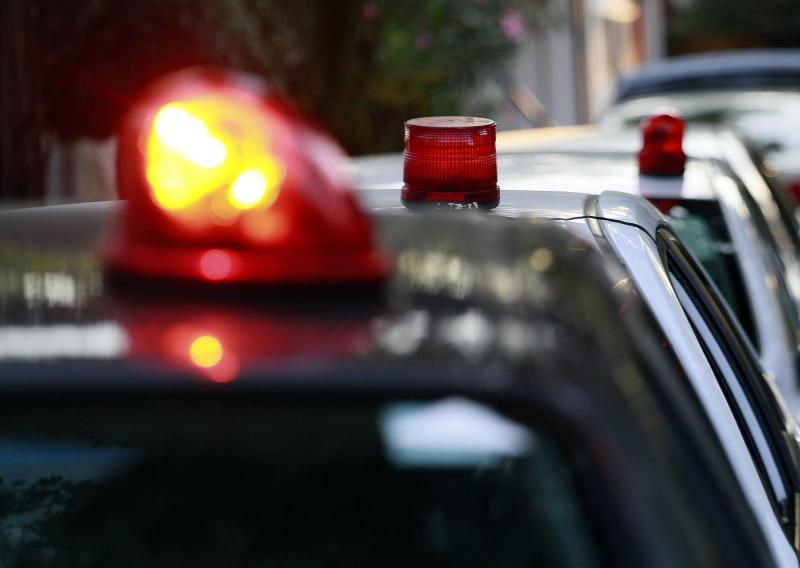 Referencial/ Agencia Uno. Carabineros - Mujer muere en medio de un enfrentamiento en Cerrillos