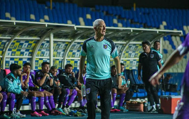 Deportes Concepción anunció la salida de su DT tras una fecha en la Segunda División - Crédito: @deportesconcepcionsadp