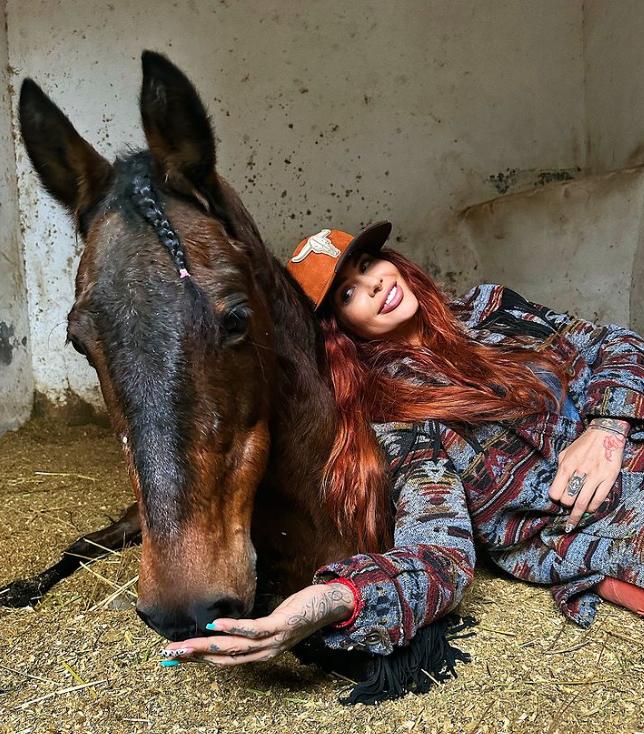 Elena Larrea - Instagram