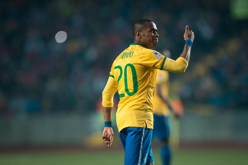 Robinho tendrá que cumplir su condena a 9 años de cárcel en Brasil. / Photosport