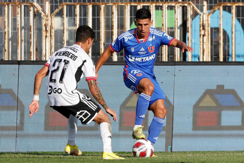 Colo Colo se mide ante U de Chile en el Superclásico - Crédito: Photosport.