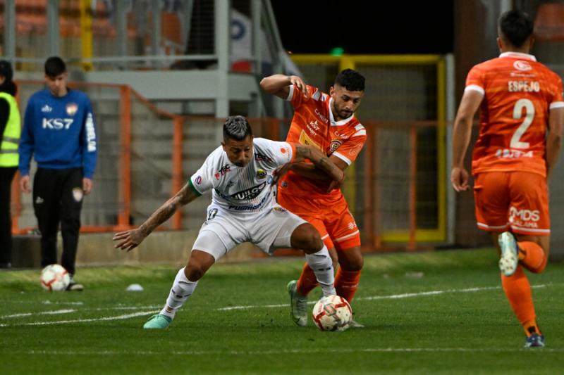 Cobreloa venció a Cobresal en Calama - Crédito: Photosport.