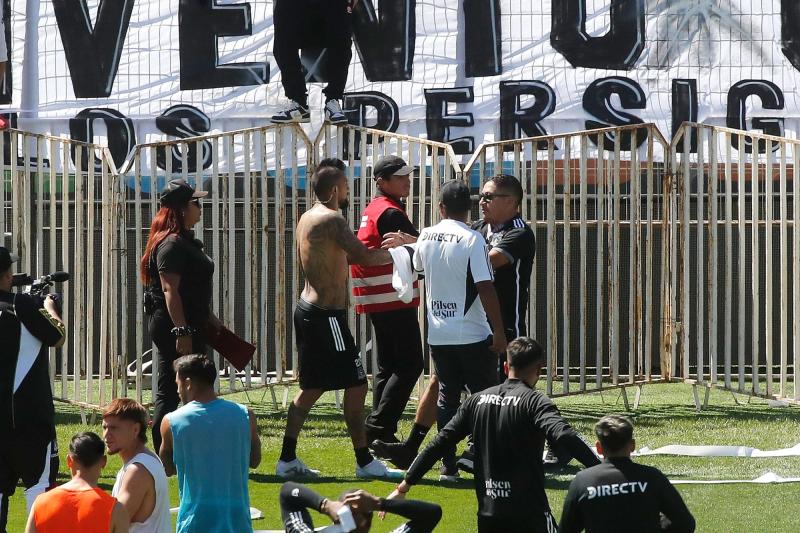 Aton - Caos en el arengazo de Colo Colo previo al Superclásico