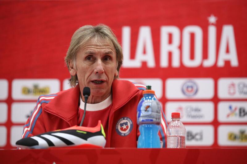 Ulises Ortegoza quiere jugar en la Roja de Ricardo Gareca - Crédito: Photosport.