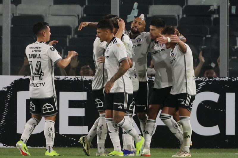 Colo Colo alcanzó 100 triunfos en la Copa Libertadores - Crédito: Photosport.