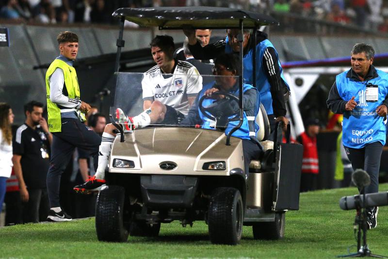 Así fue retirado César Fuentes tras su grave lesión / Créditos: Photosport