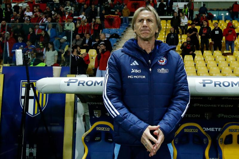 Ricardo Gareca analizó el duelo entre la Roja y Francia - Crédito: Photosport.
