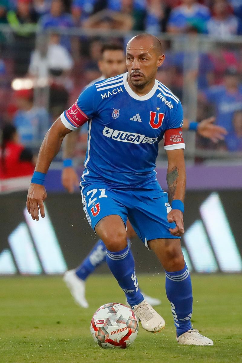 Marcelo Díaz fue el más criticado por los hinchas de U de Chile - Créditos: Photosport