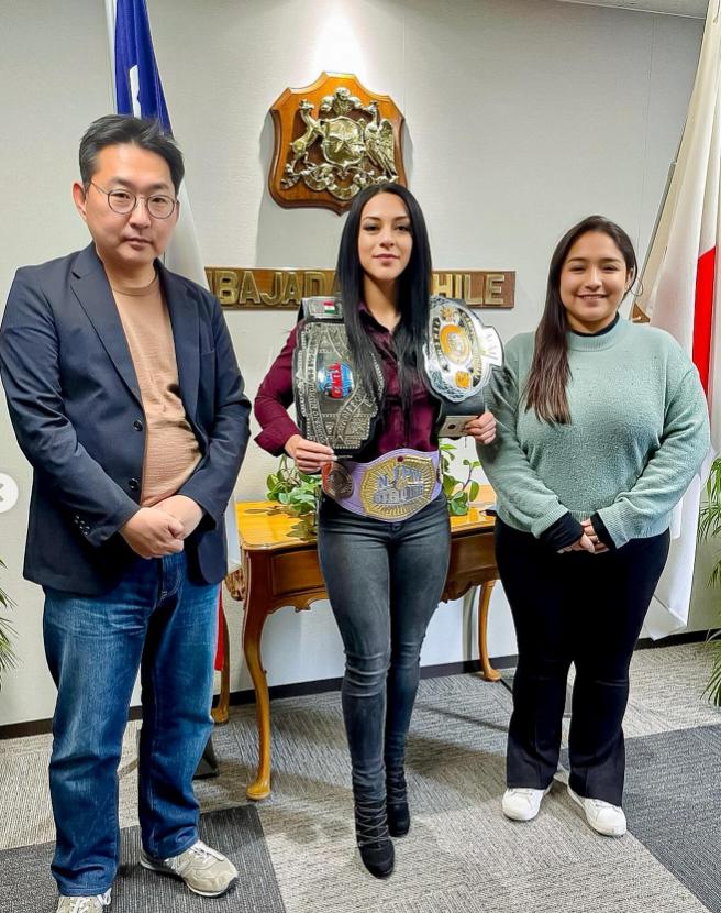 Cónsul Tamara Morales y Stephanie Vaquer - Instagram