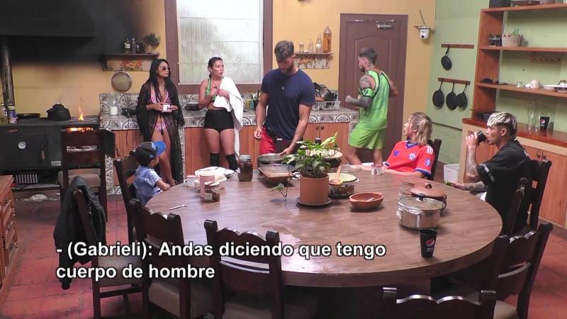 Canal 13 - Daniela Aránguiz le hace feo comentario a Gabrieli