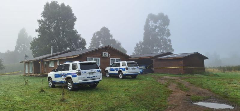 PDI realizó diligencias en vivienda de familia asesinada en Cayurruca, Río Bueno - PDI
