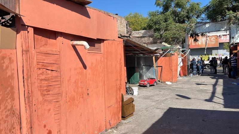 T13 - Comenzó demolición de "fortaleza narco" en Barrio Yungay