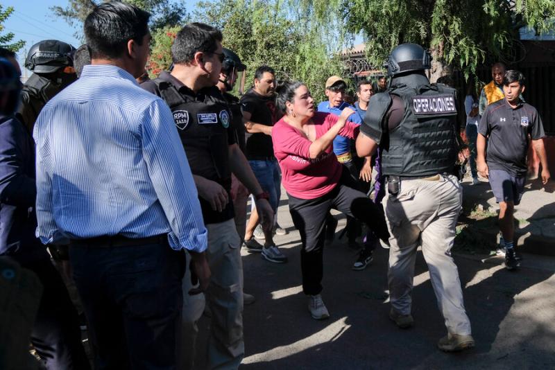 Agencia Uno - Agreden a alcalde Carter en La Florida