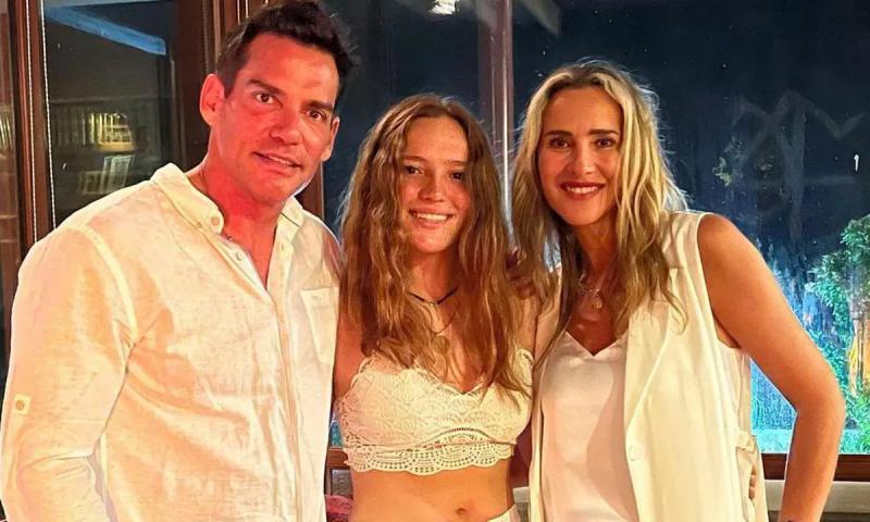 Instagram - Cristián de la Fuente, Laura de la Fuente, Angélica Castro