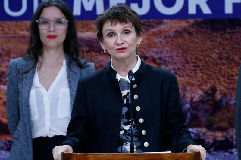 ATON - Ministras Carolina Tohá y Camila Vallejo