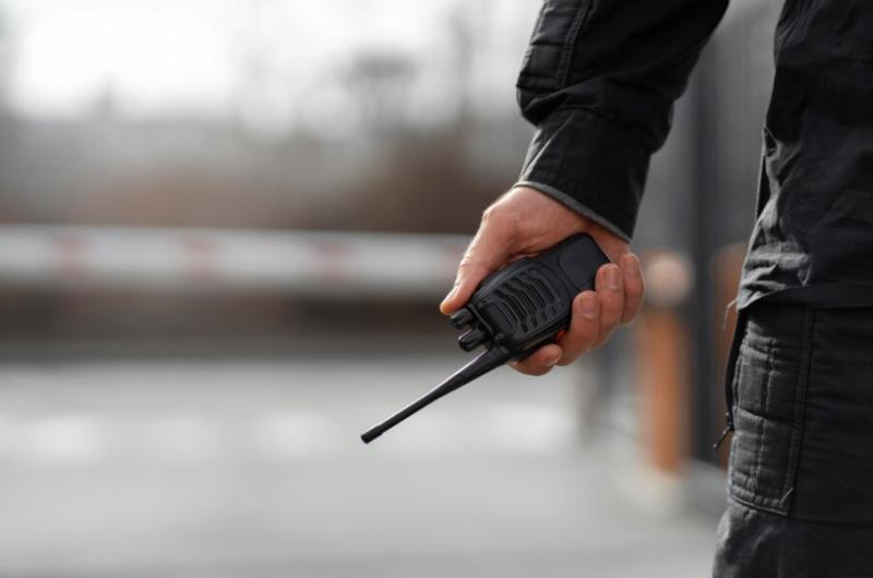 Arrestan a 3 delincuentes chilenos que robaban casas de lujo en EE.UU.: Vecinos celebraron las detenciones