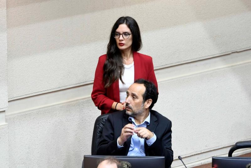 Agencia Uno - Camila Vallejo y Daniel Núñez