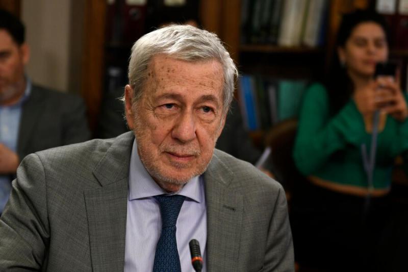 Agencia Uno - Ministro de Relaciones Exteriores, Alberto van Klaveren