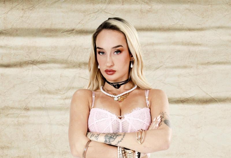 Canal 13 - Fran Maira se suma a '¿Ganar o Servir?'