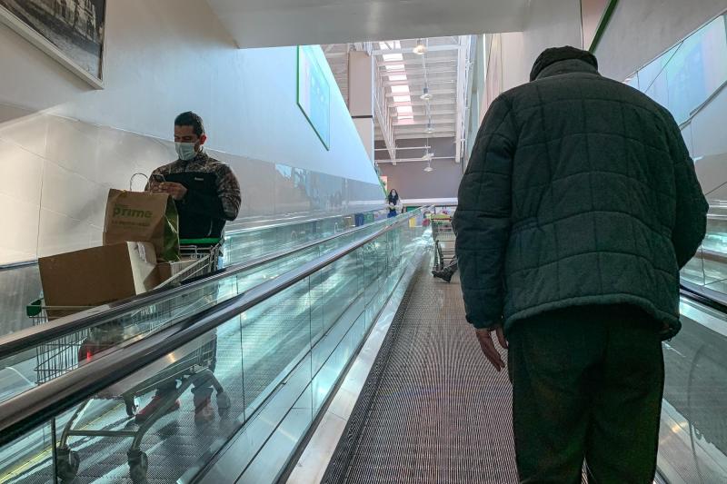 Día del Trabajador: así funcionará el comercio este miércoles 1 de mayo