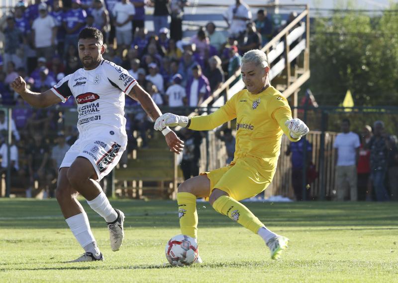 Cristóbal Campos festeja a la distancia el buen presente de U de Chile - Crédito: Agencia UNO