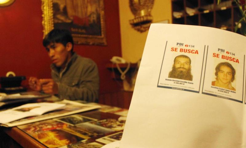 Carteles de búsqueda de Antares de la Luz - Agencia Uno, archivo