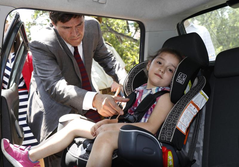 Sillas para niños - Referencial Agencia Uno