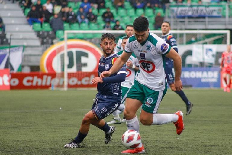 Deportes Puerto Montt recibe a Provincial Osorno en la Segunda División - Crédito: Instagram.